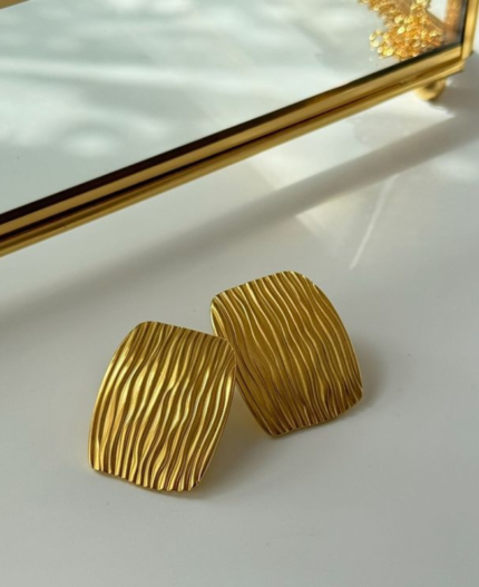 Aurora Textured Gold Stud