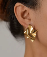 Aurora Sculpted Gold Stud - Image 2
